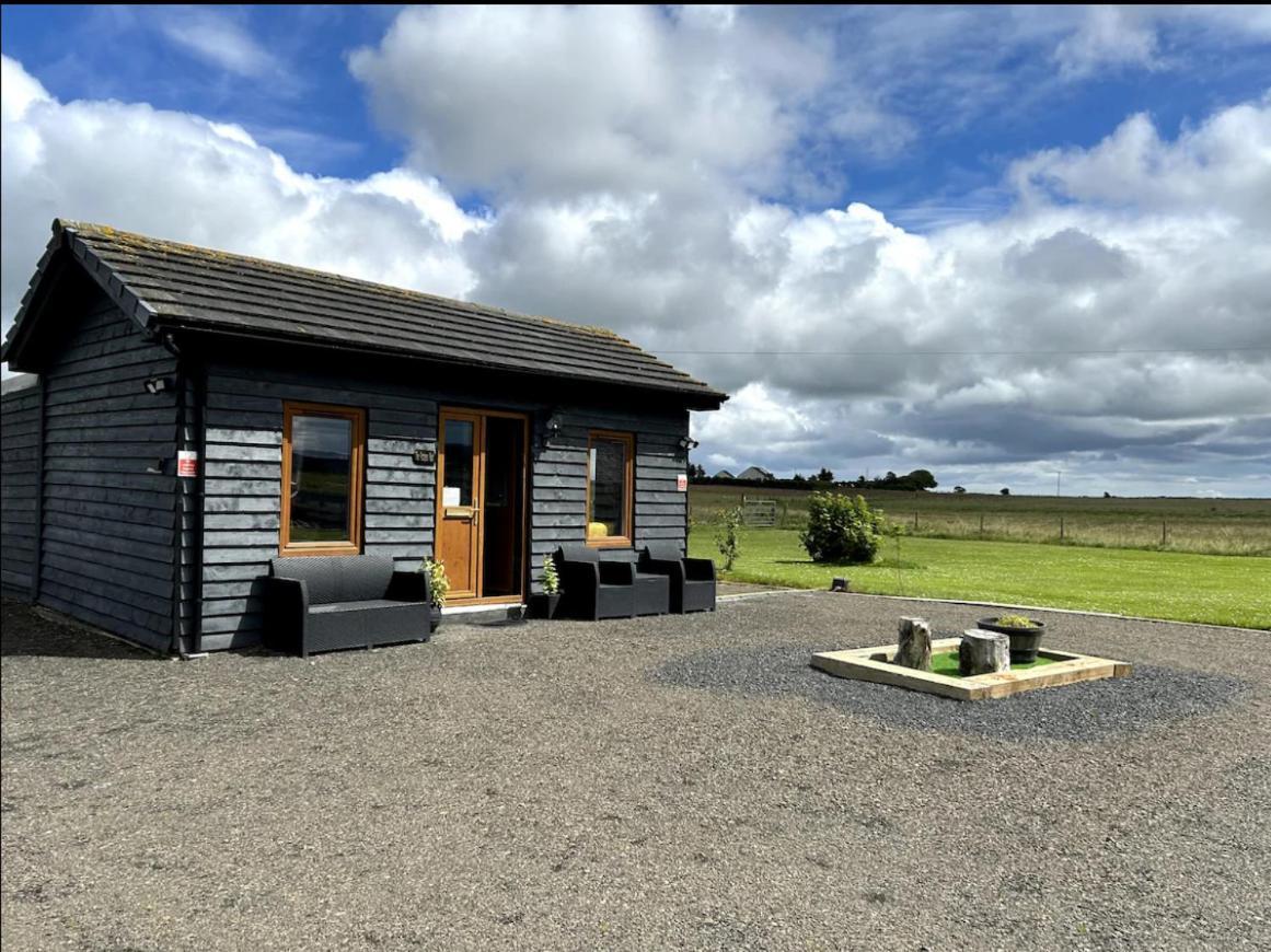 The Potter'S Rest, A Cosy Wee Cabin In The Highlands Watten Extérieur photo
