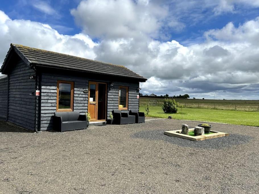 The Potter'S Rest, A Cosy Wee Cabin In The Highlands Watten Extérieur photo